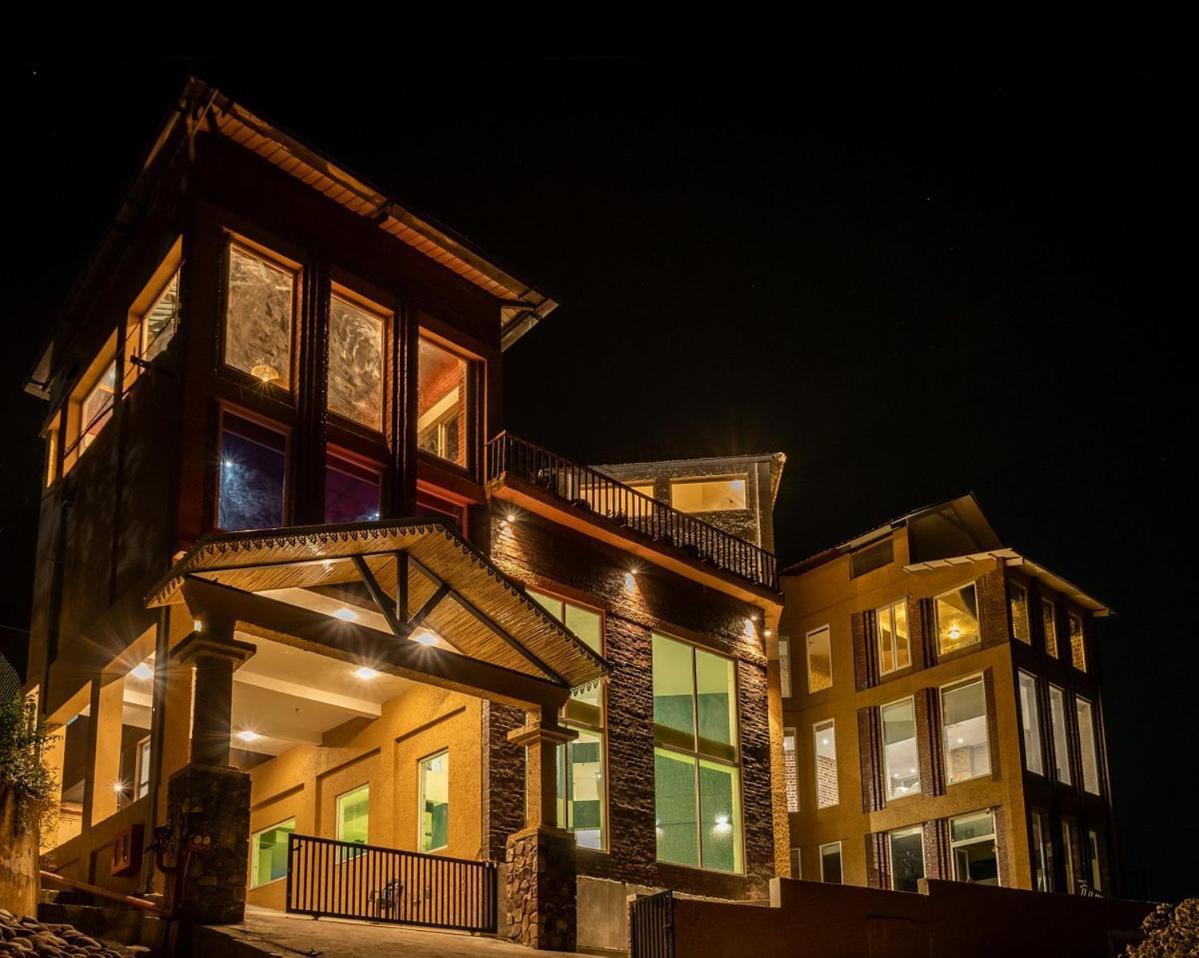 Tiaraa Jujurana Resort T Pathyar Exteriér fotografie
